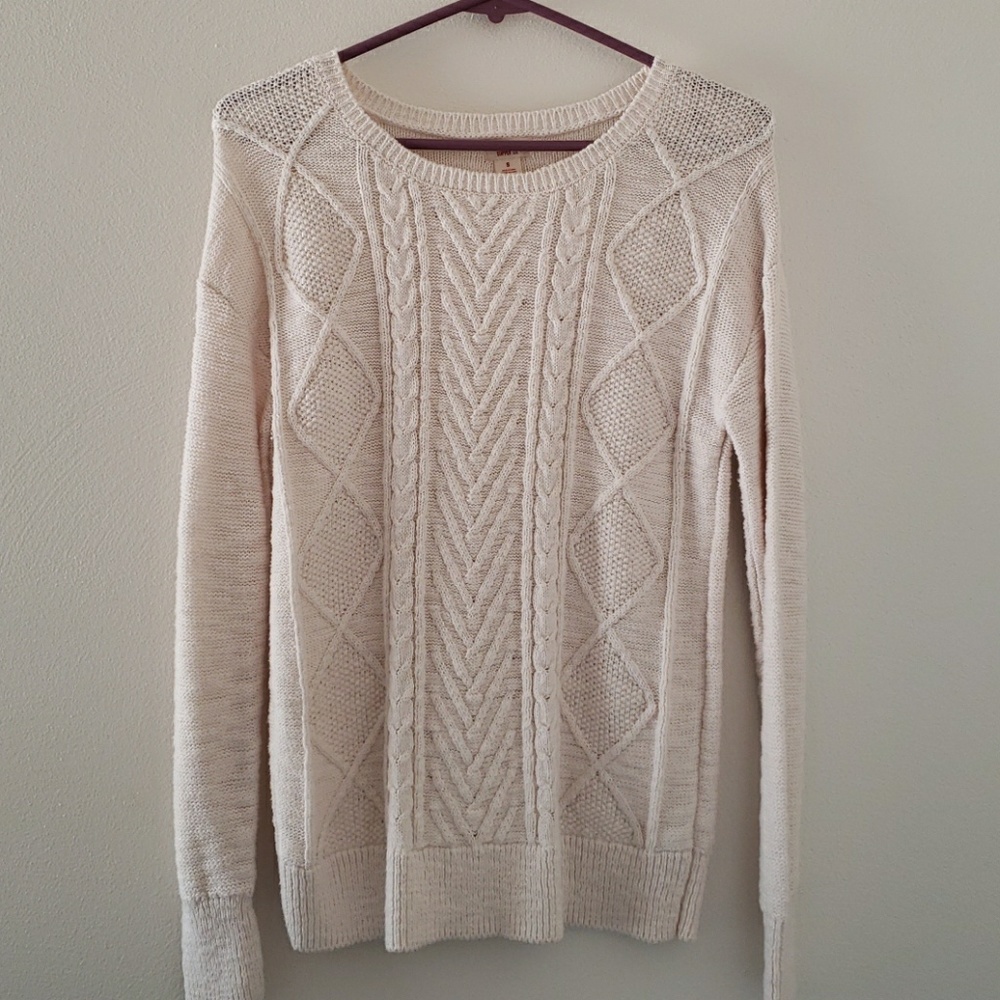Cream Mossimo sweater, sx small